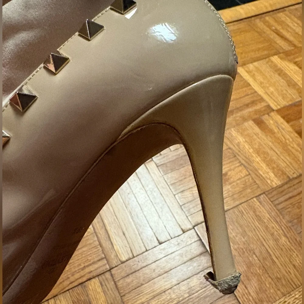 VALENTINO Garavani rockstud booties 38.5 preowned with box size 8.5 US - Picture 16 of 16